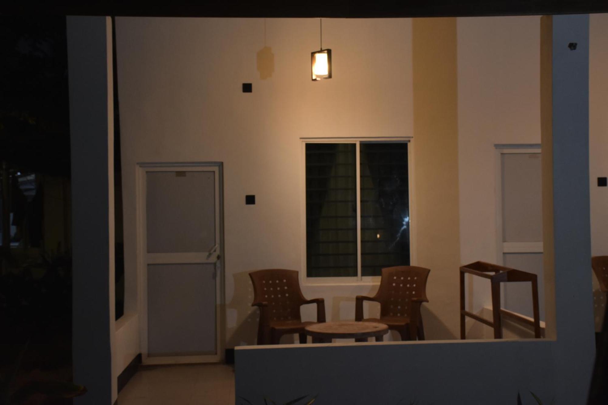 French Garden Regish Guest House Trincomalee Buitenkant foto